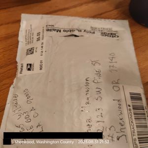 Thea Magnusson receiving meth from Eric White